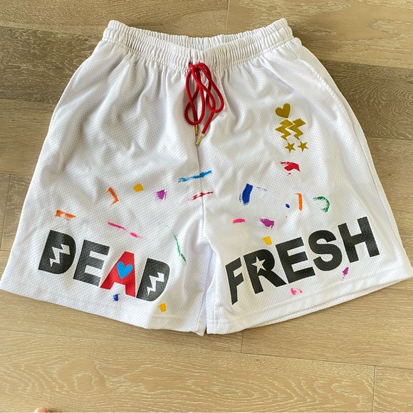 DEAD FRESH HOOP SHORTS - WHITE size large  30 to 32 waist fully stretched - Picture 3 of 10